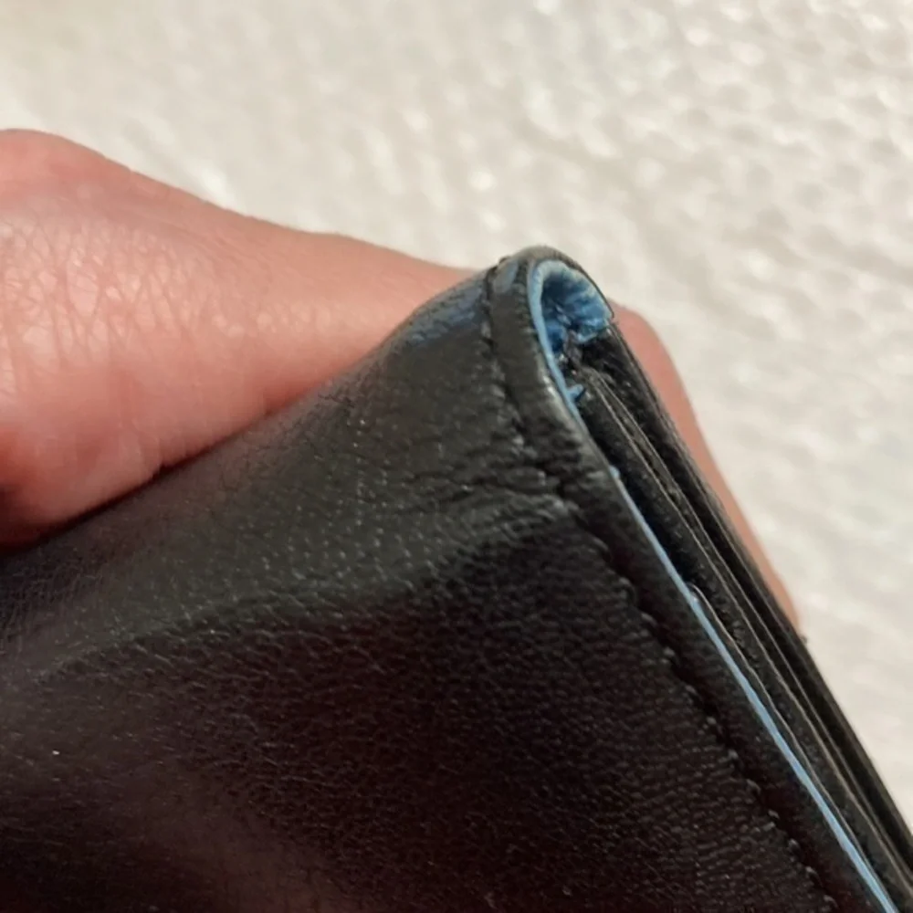 Tusk black leather wallet